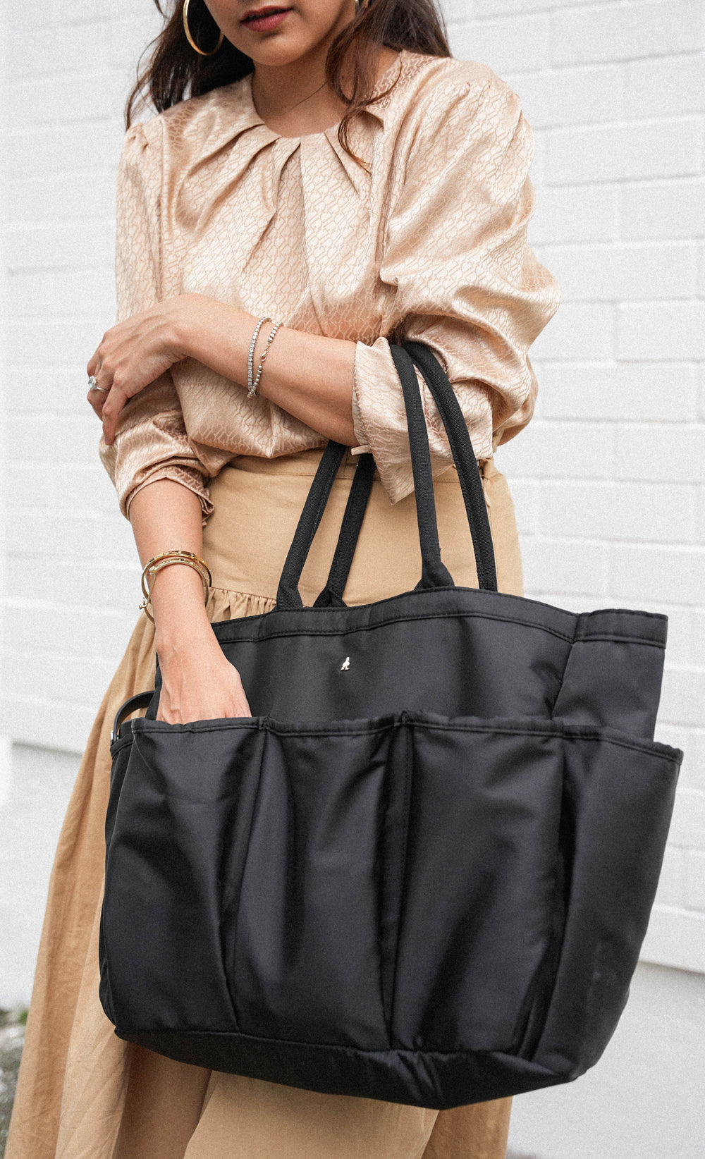 The Bottomless Bag in Black