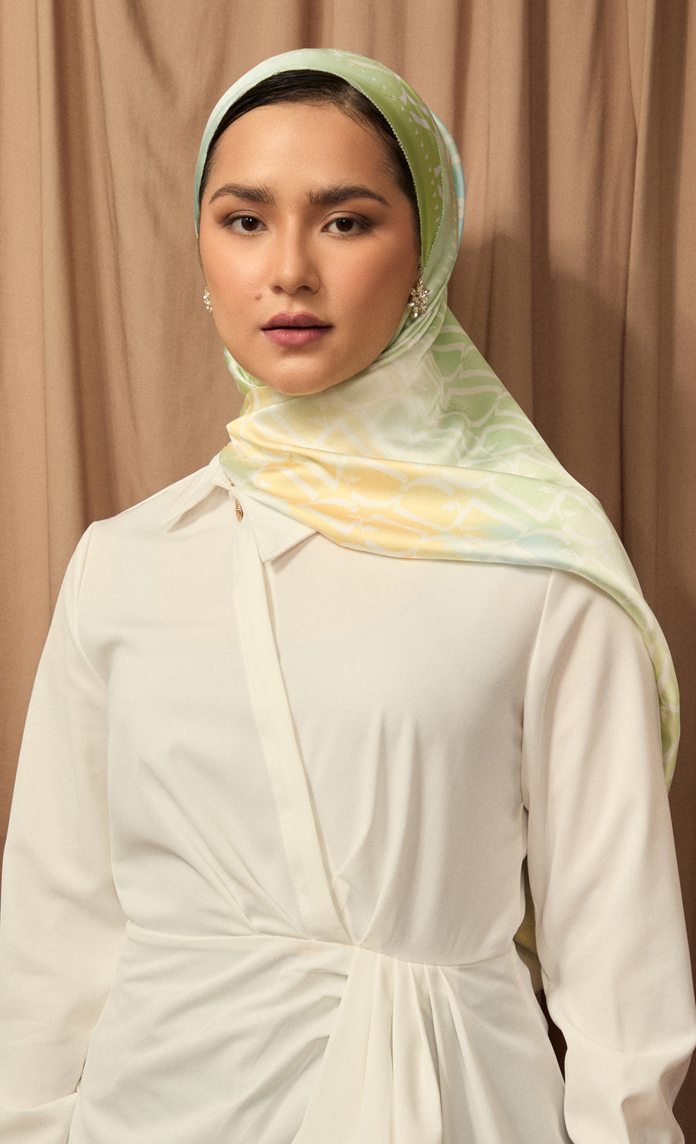 D Monogram dUCk Satin Silk Shawl in Water Lilies