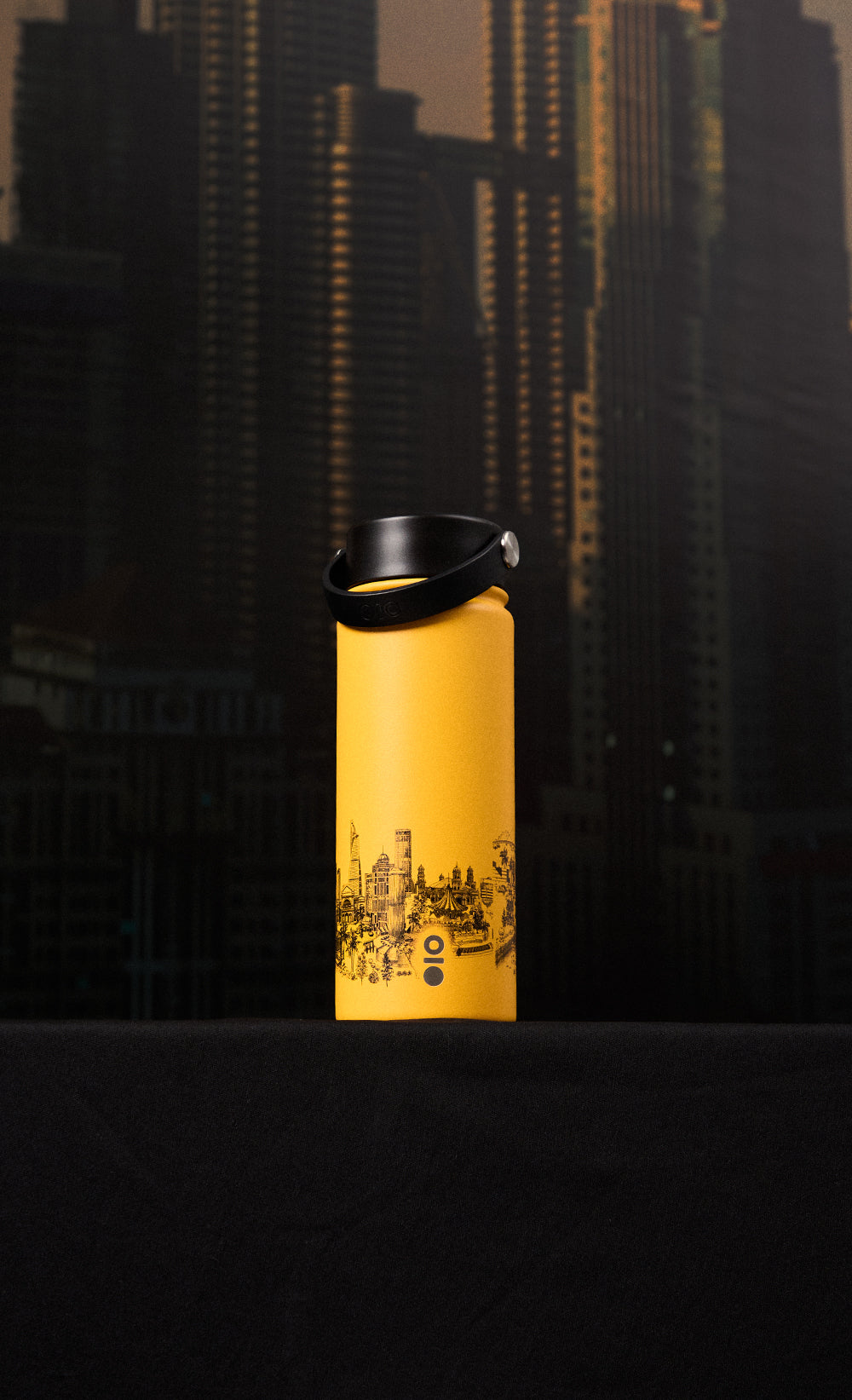 The Malaysia dUCk - Montigo Ace Bottle Medium in Marigold