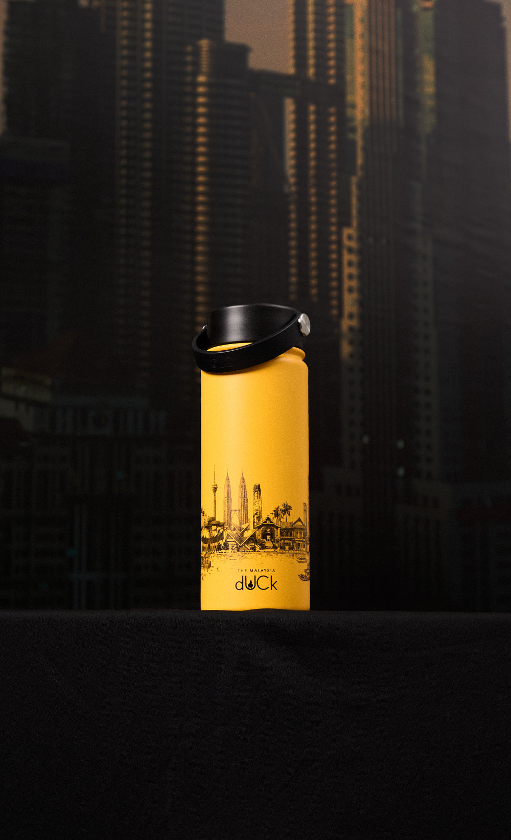 The Malaysia dUCk - Montigo Ace Bottle Medium in Marigold