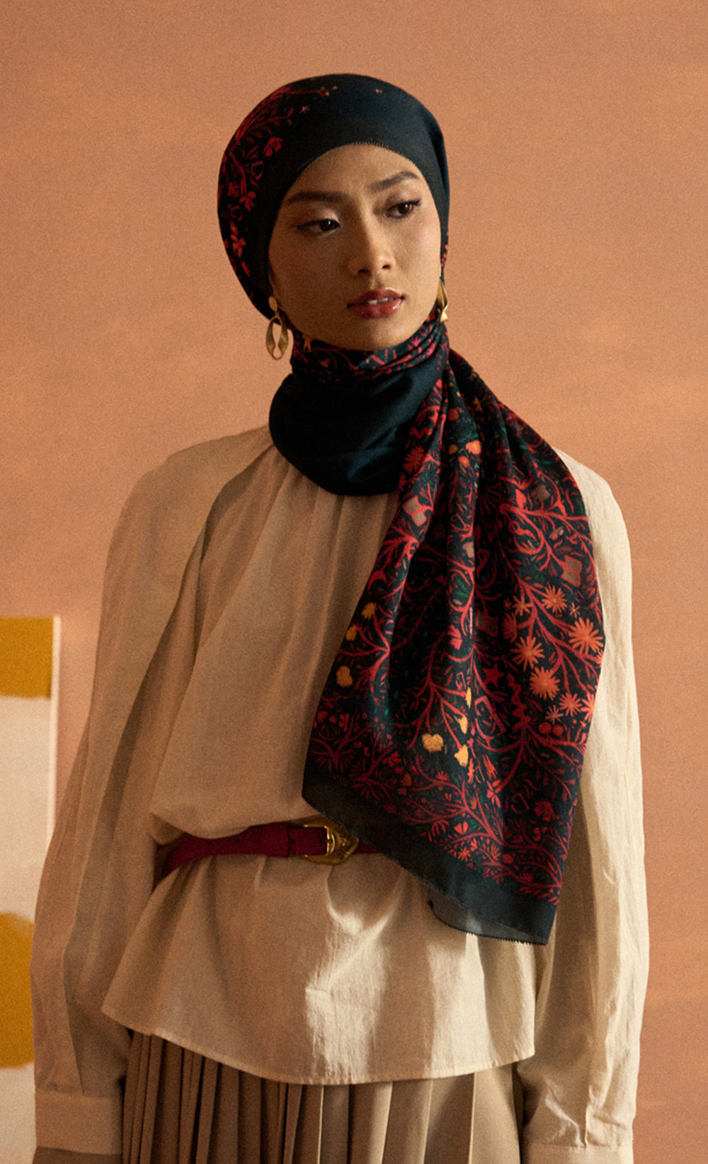 D Monogram dUCk by Miriam Omar Voile Shawl in Resilient