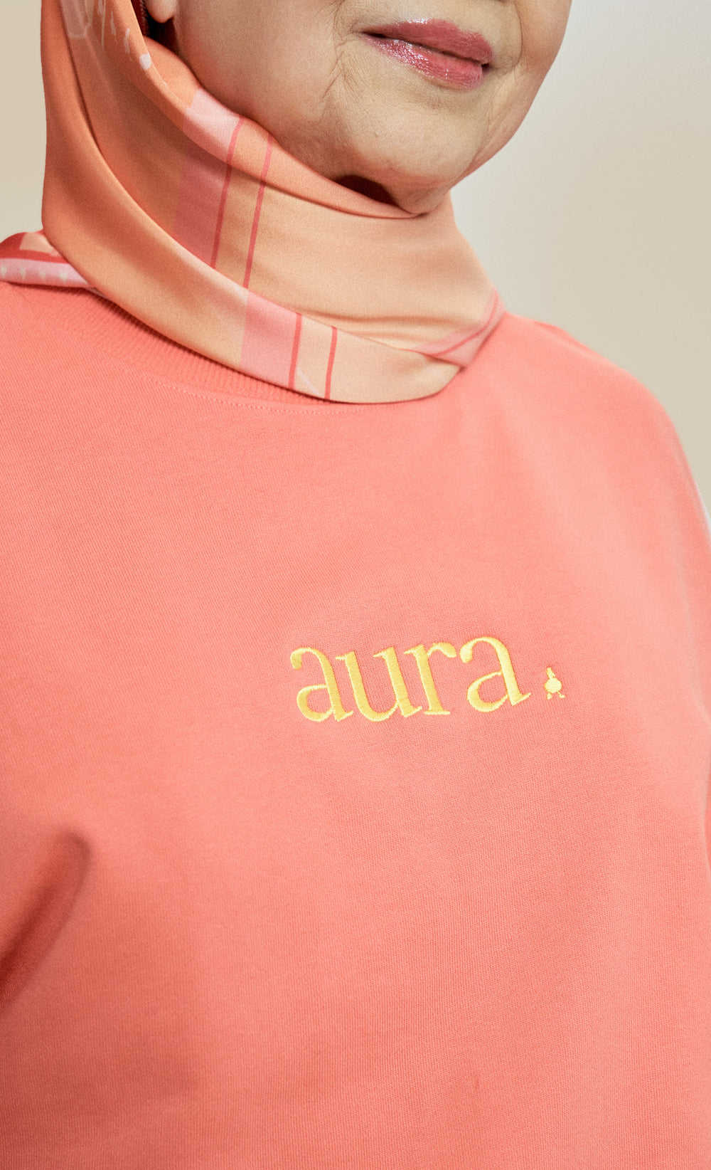 The Vibe dUCk Jumper in Aura